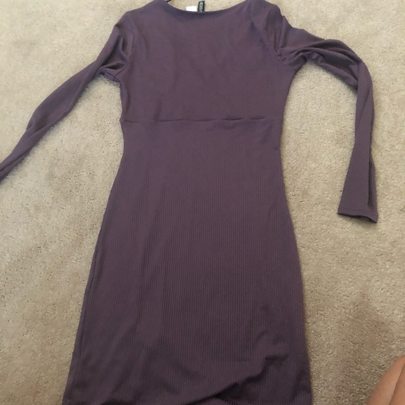 H&M | Lilac Slit Leg Dress 🍬 - Picture 4 of 7